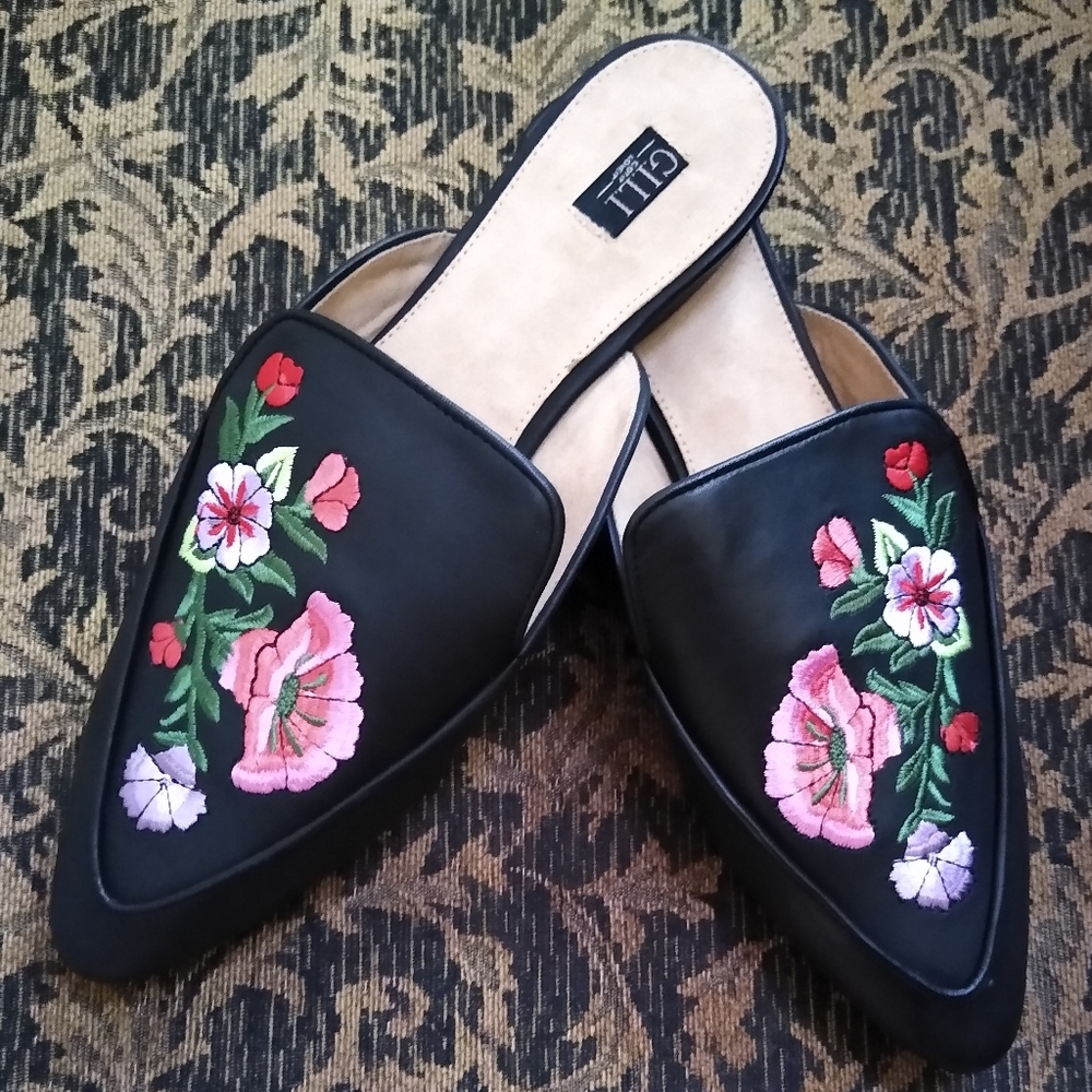 👠Gili Embroidered Black Leather Mules
